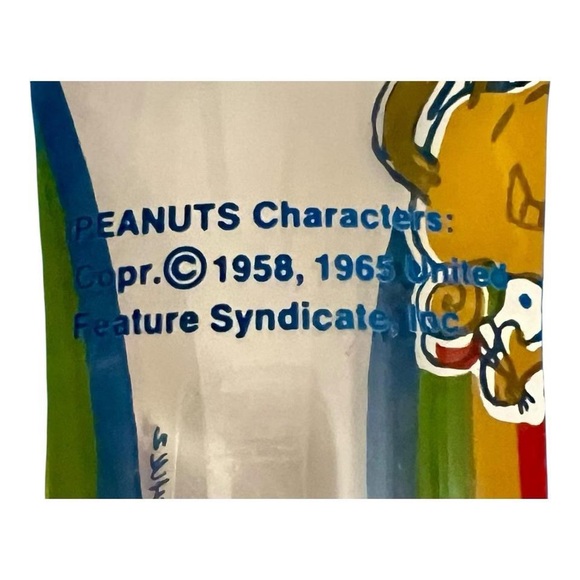 Vintage Snoopy Goodie Jar, Rainbow - Picture 5 of 7